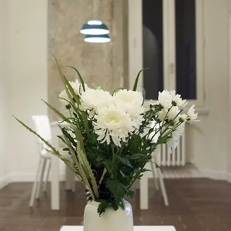 Ee Luxury Apartman